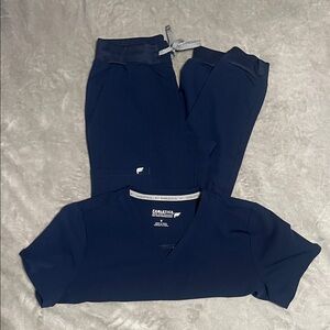 Fabletics scrub set Joggers